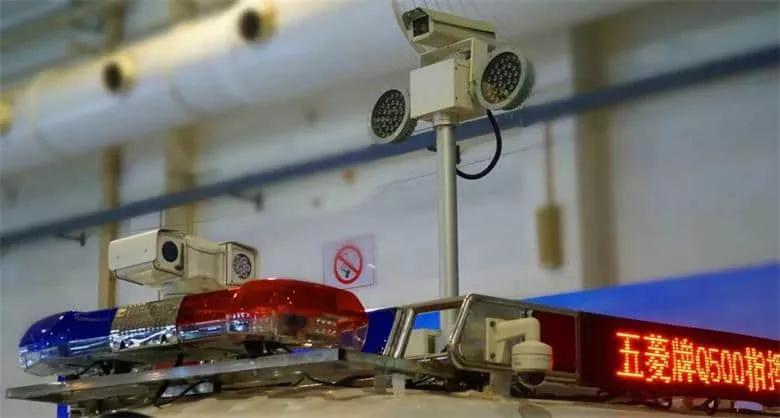 四轮电动巡逻车 | 五菱移动警务工作站、指挥车、囚车亮相2020广西政法警用装备展！