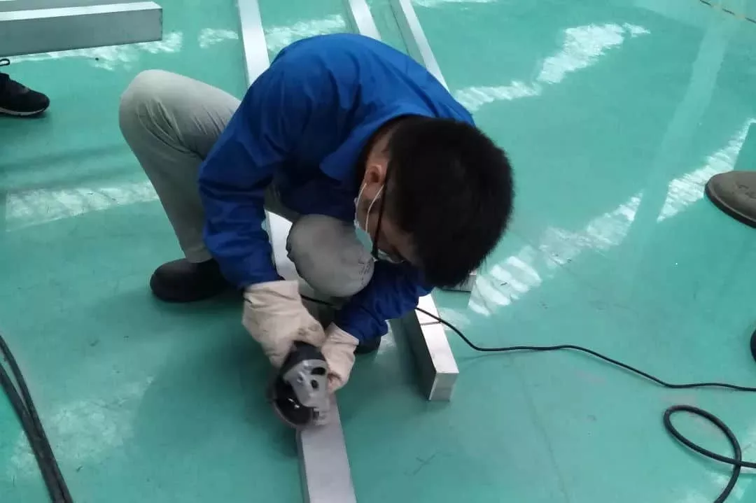 四轮巡逻车 | 走起,咱仨把技术推广到大上海!