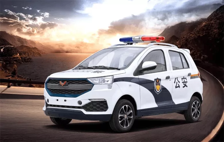 安全出行,有五菱巡逻车守护-五菱