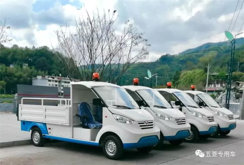首批五菱电动环卫车温州泰顺交付-五菱