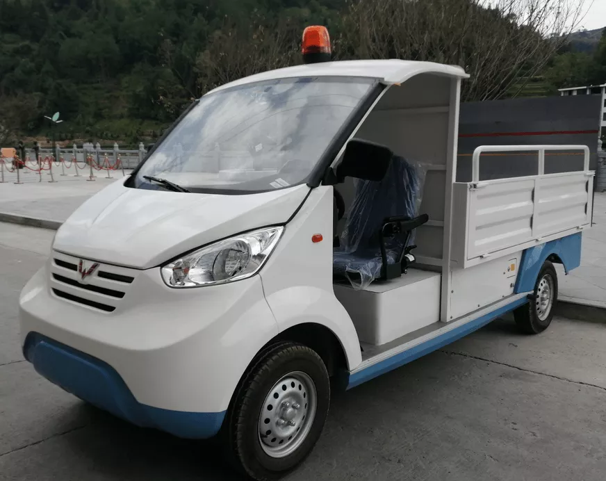 该如何选购四轮电动环卫车，你应该知道-五菱