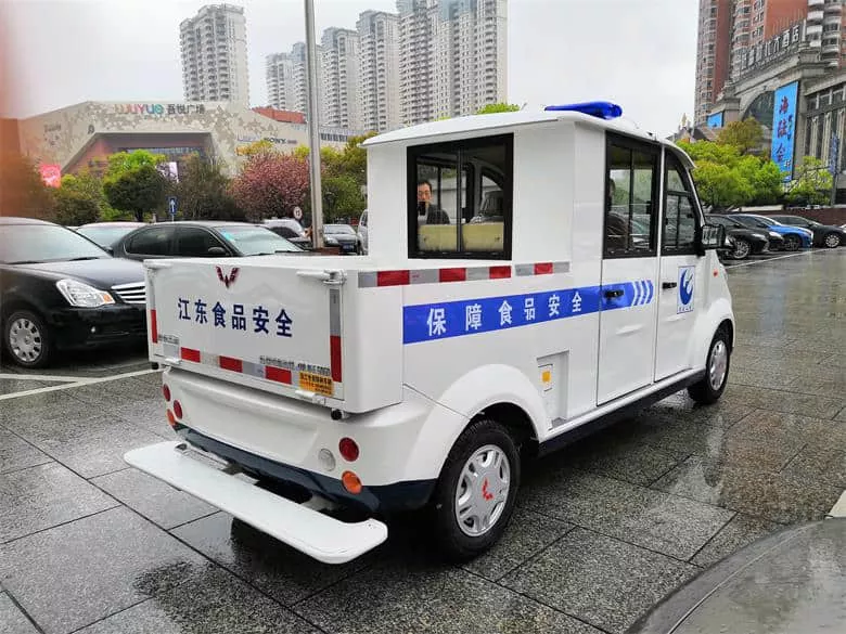 封闭电动巡逻车价格多少 购买时应注意什么-五菱