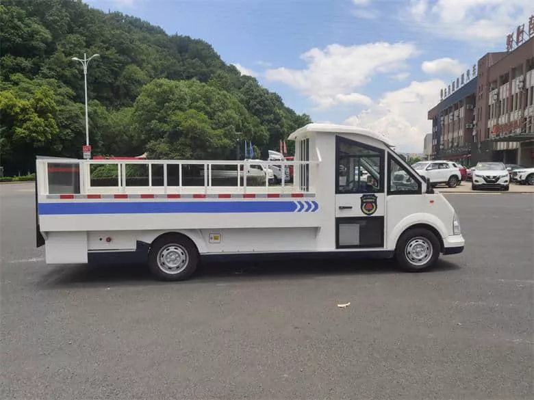 四轮电动巡逻车品牌  这个关于巡逻车的秘密，据说只有5%的人知道！-五菱