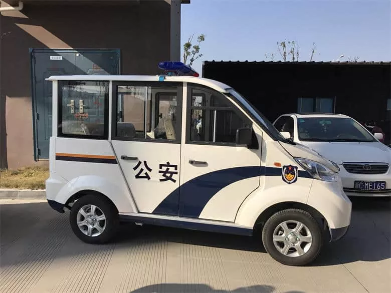 四轮电动巡逻车的厂家报价 为什么电动巡逻车充电要标准-五菱