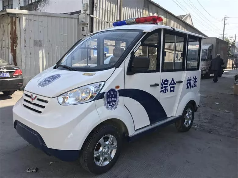 四轮电动巡逻车的厂家报价 为什么电动巡逻车充电要标准-五菱
