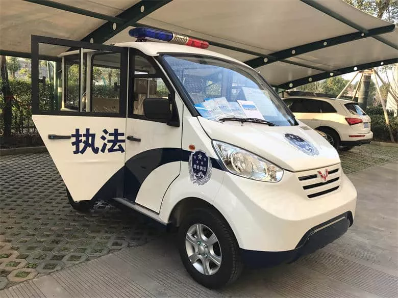 城管电动巡逻车多少钱  性能优越价格合适，为什么不选它呢？-五菱