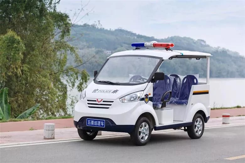 电动巡逻车怎么上牌   如何使用巡逻车？-五菱