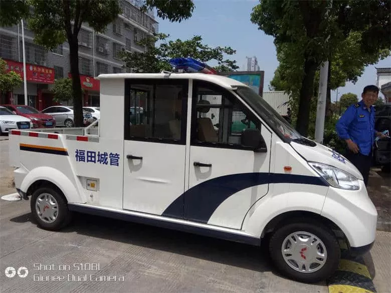 保安巡逻车上什么牌  电动巡逻车使用操作指南-五菱