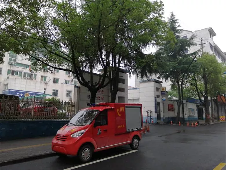 微型电动消防车多少钱-带你全面了解微型电动消防车的组成-五菱