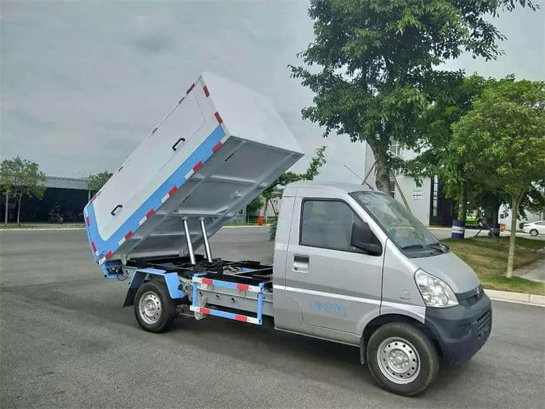 电动环卫车厂家排名-用了环卫车，环卫工效率居然翻5倍！[五菱]