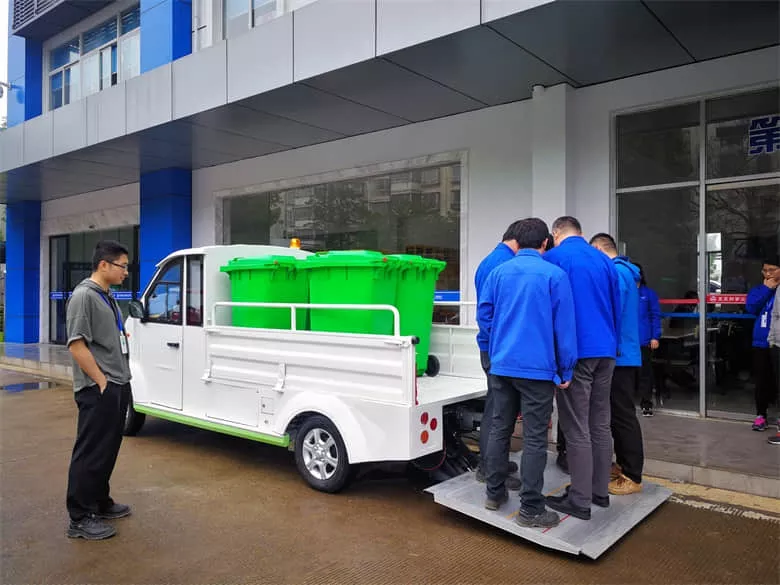 新式小型电动垃圾车－运输更加便捷[五菱]