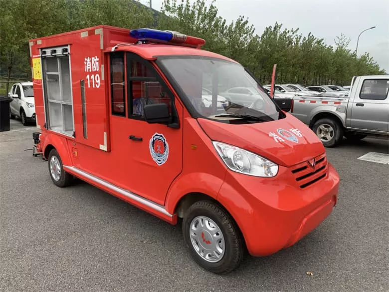 微型电动消防车如何驾驶－1台顶2台[五菱]