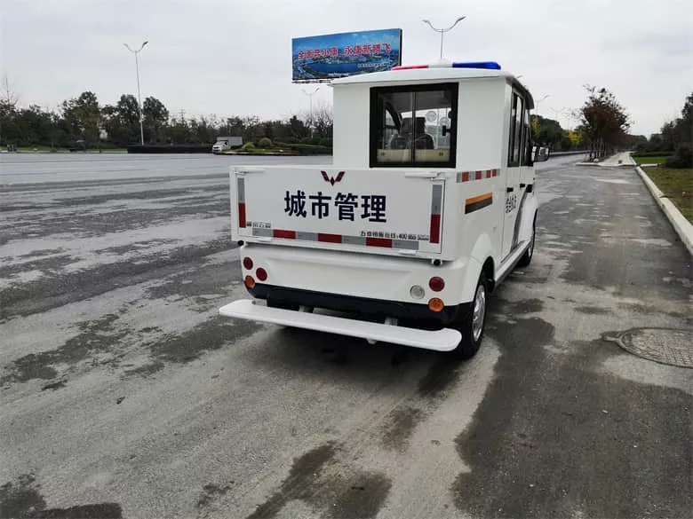 哪种执法巡逻车更好-5D整车焊接工艺[五菱]