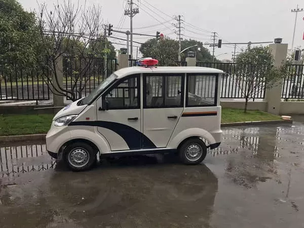 全封闭四轮电动车哪个牌子好-好品质，好服务[五菱]