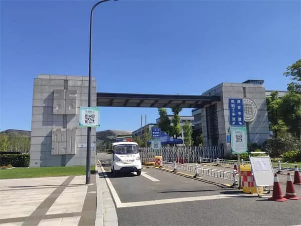 电动巡逻车价格差异为什么那么大-市场良性循环[五菱]