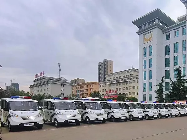 四轮电动巡逻车哪个牌子好-物业管理，一线巡逻安全[五菱]