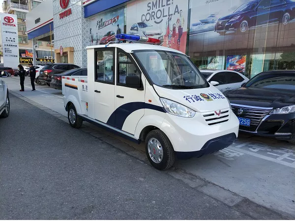 封闭式巡逻车价位大概多少-大喇叭，传递防疫"特别强音"[五菱]