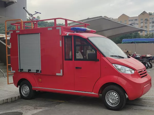 微型消防车能装多少水？-保障火灾出警无死角[五菱]