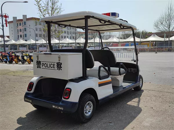 电动消防巡逻车下雨天驾驶注意事项[五菱]